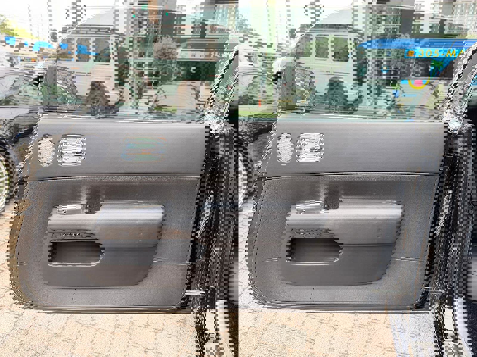 Used 2016 Rolls-Royce Wraith image 28