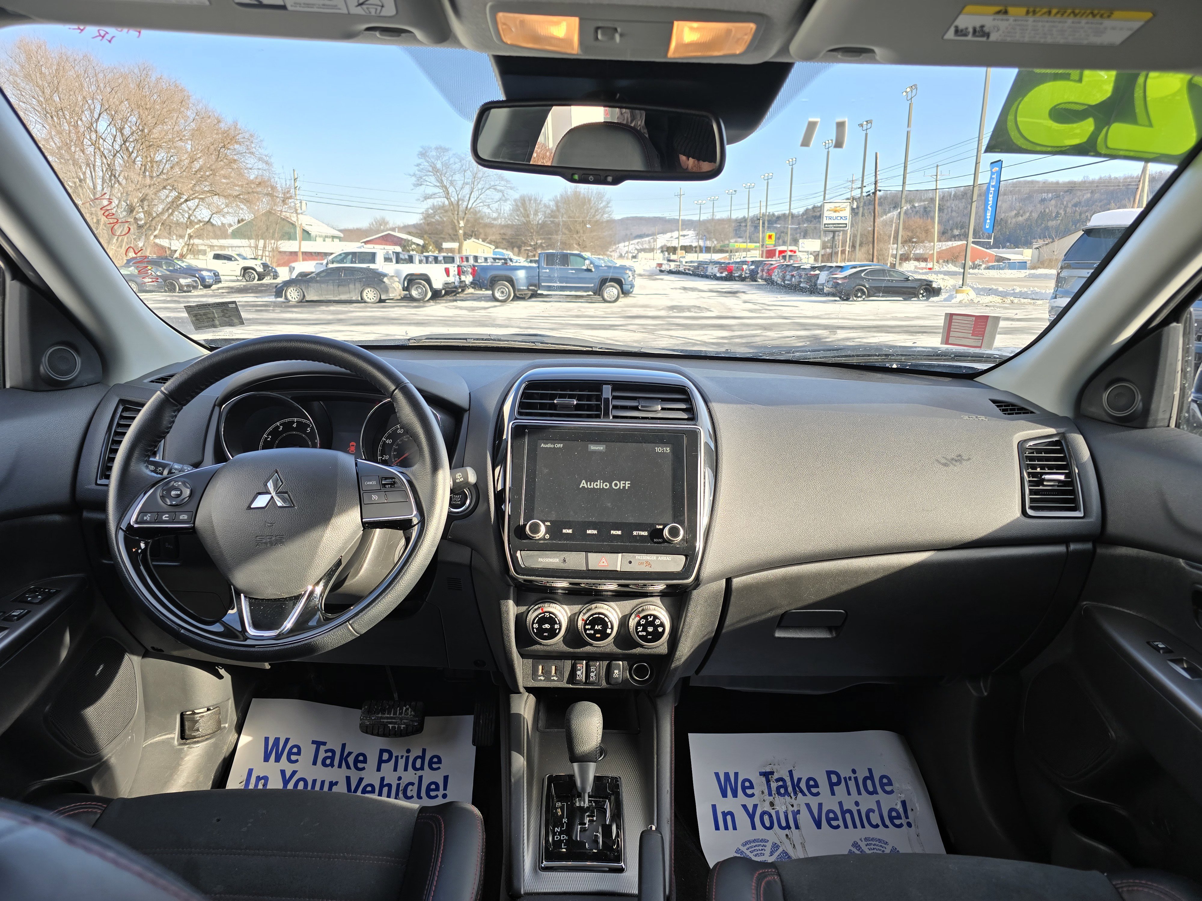 Used 2025 Mitsubishi Outlander Sport SE image 15