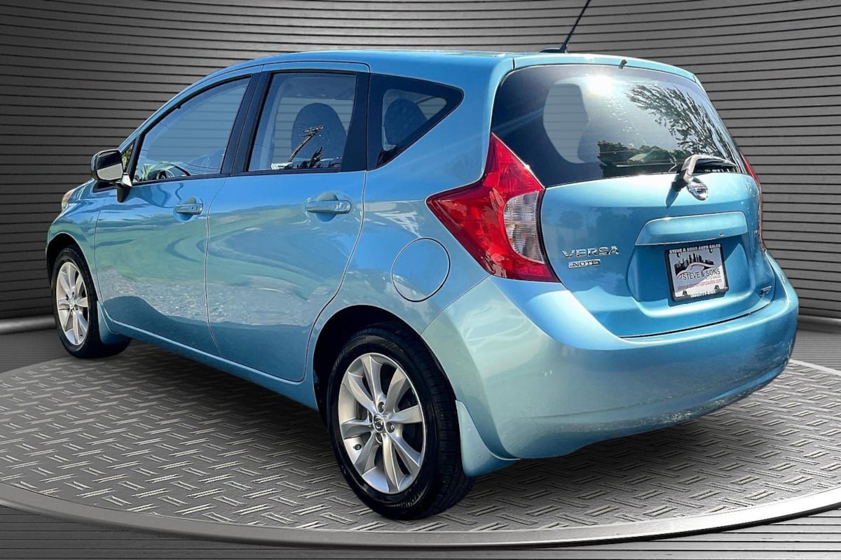 Used 2014 Nissan Versa Note SV w/ SL Package FWD image 4