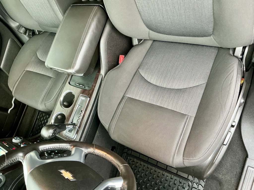 Used 2016 Chevrolet Traverse LT w/ Style and Technology Package image 40