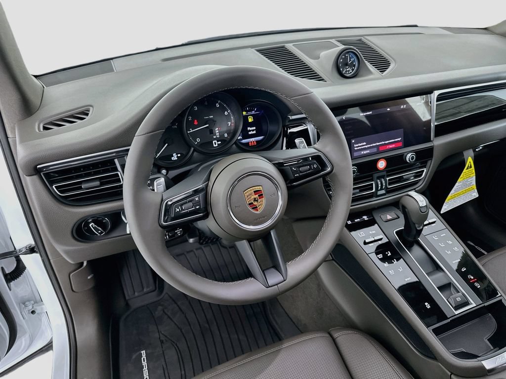 New 2026 Porsche Macan AWD/4WD image 12