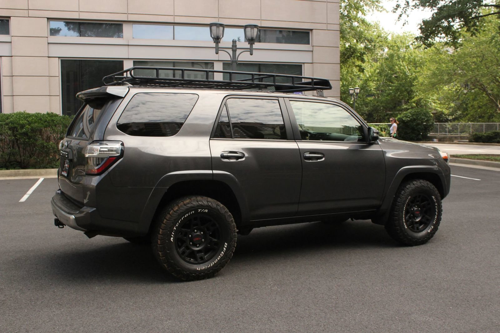 Used 2016 Toyota 4Runner Trail Premium AWD/4WD image 7