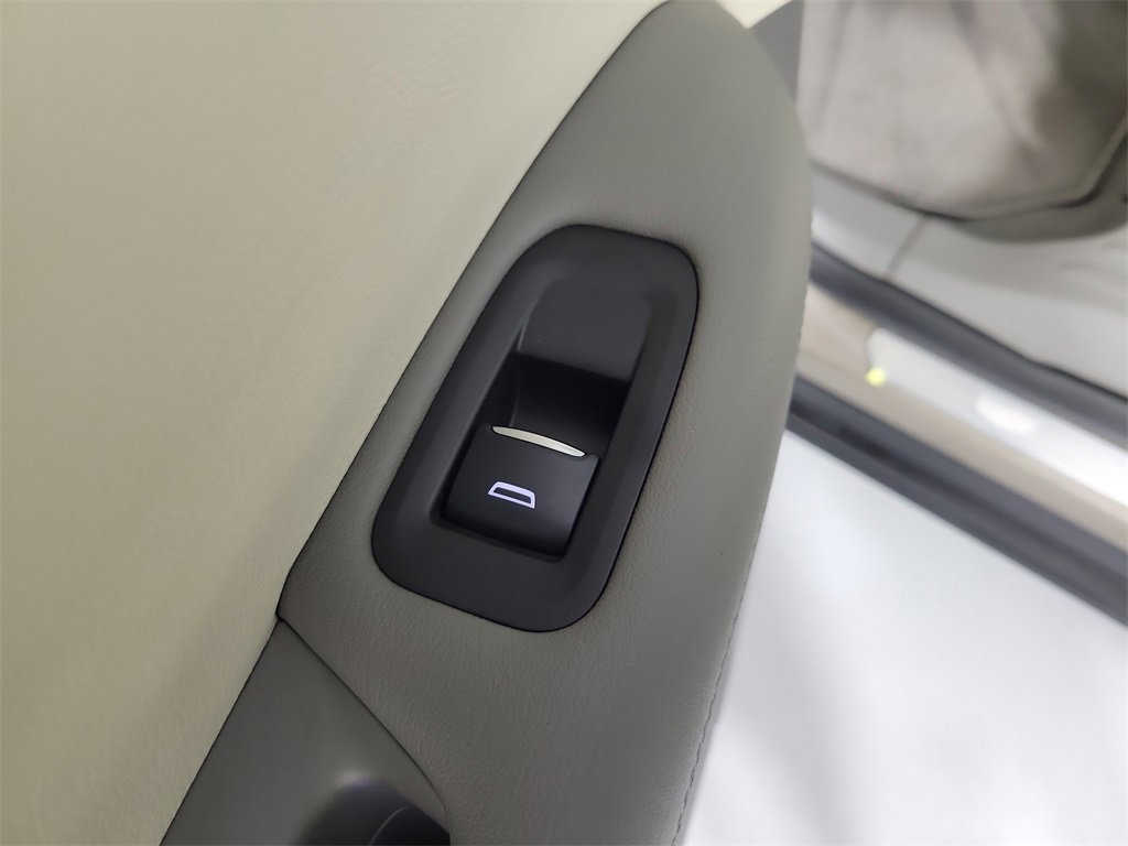 Certified 2023 Cadillac XT6 Premium Luxury w/ Technology Package image 15