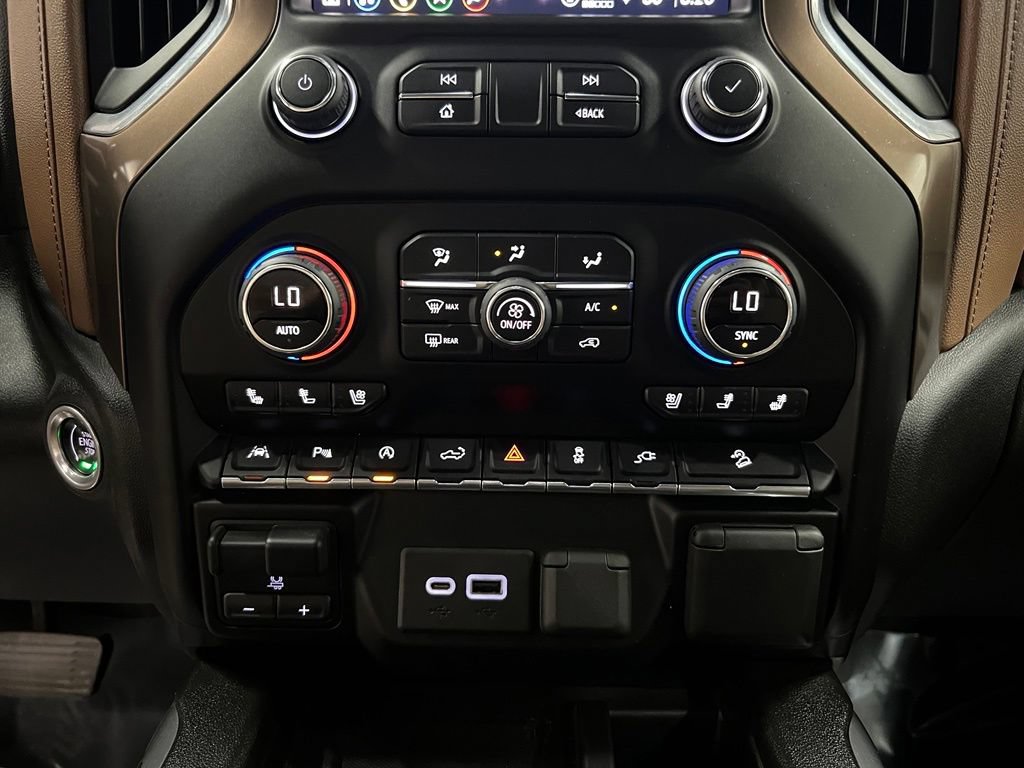 Used 2021 Chevrolet Silverado 1500 High Country w/ Safety Package II AWD/4WD image 28
