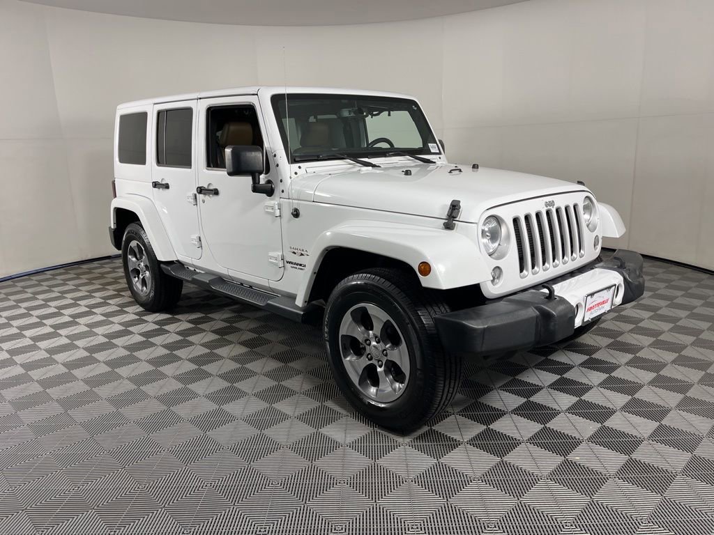Used 2016 Jeep Wrangler Unlimited Sahara w/ Connectivity Group image 6