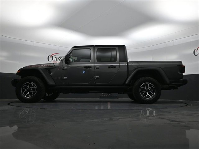 Used 2025 Jeep Gladiator Rubicon w/ Convenience Group image 23
