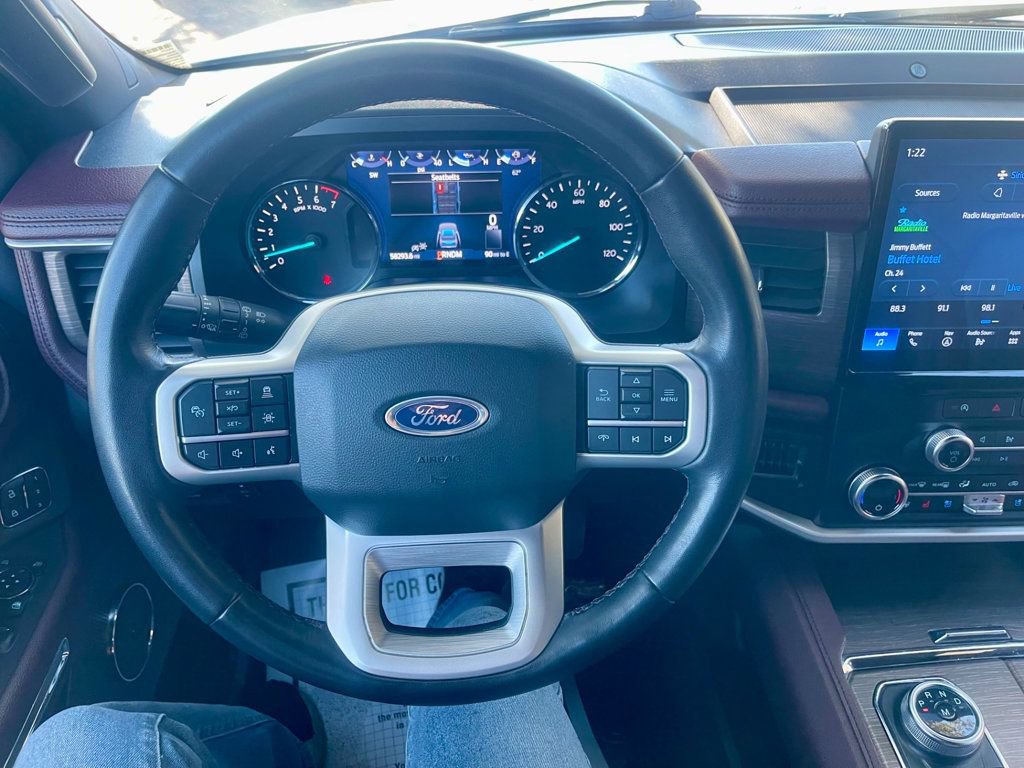 Used 2024 Ford Expedition Limited image 14