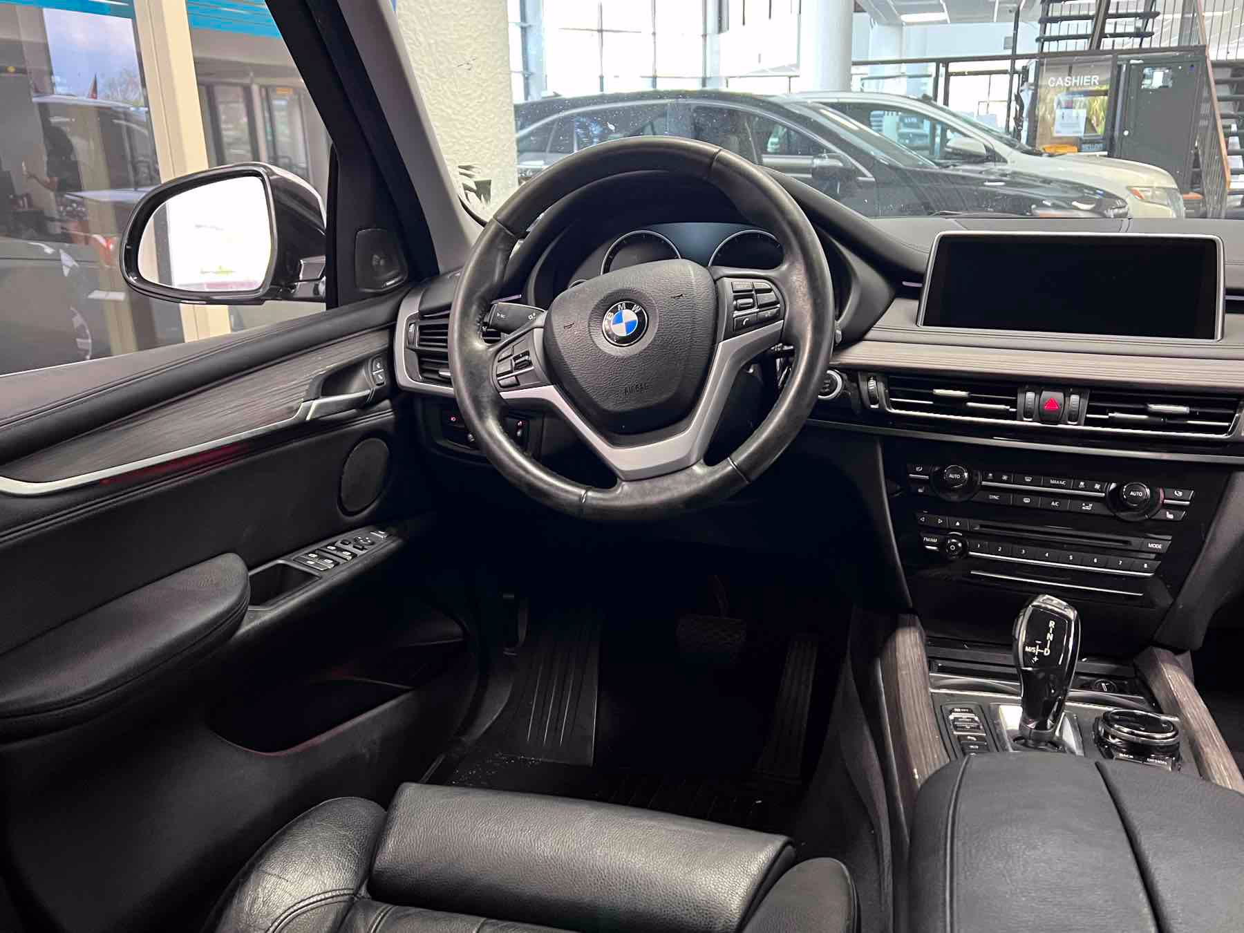Used 2015 BMW X5 xDrive50i AWD/4WD image 8