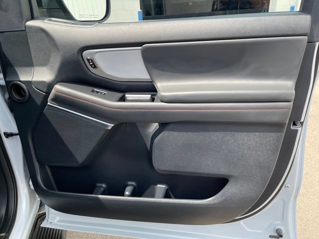 Used 2025 Ford Expedition Active AWD/4WD image 43