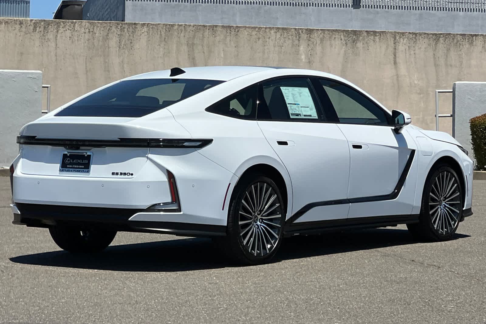 New 2026 Lexus ES 350e w/ Cold Area Package FWD image 2