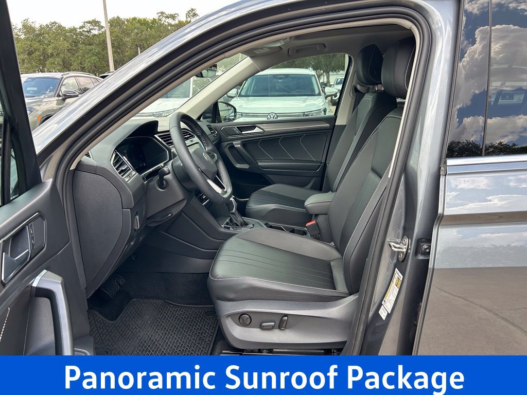 Certified 2023 Volkswagen Tiguan SE w/ Panoramic Sunroof Package FWD image 17
