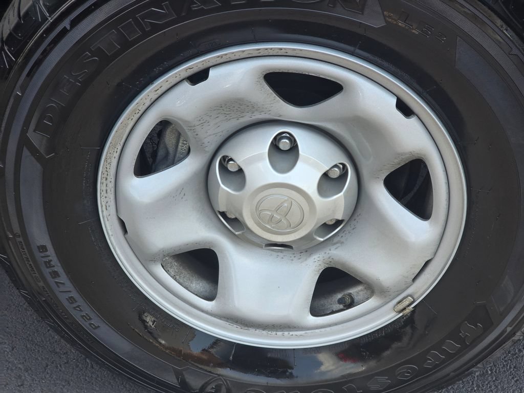 Certified 2023 Toyota Tacoma SR AWD/4WD image 10