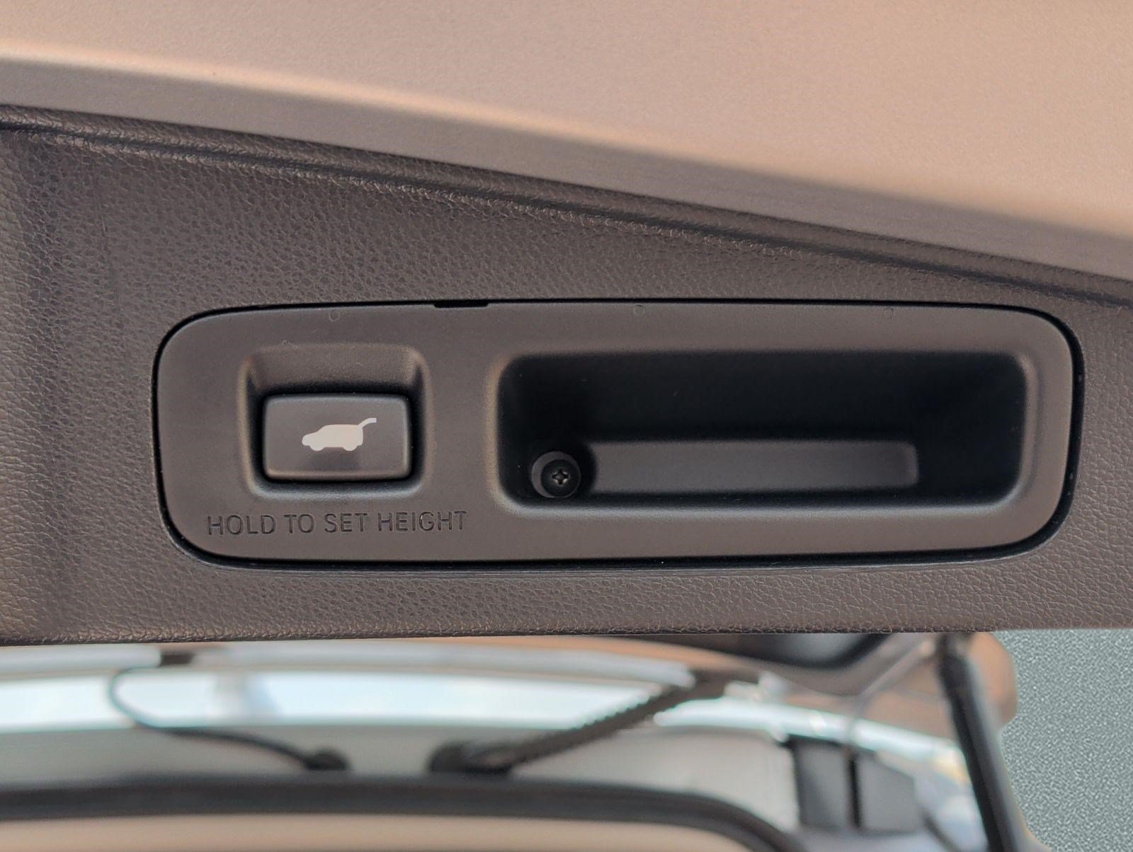 Used 2022 Honda CR-V Touring image 29