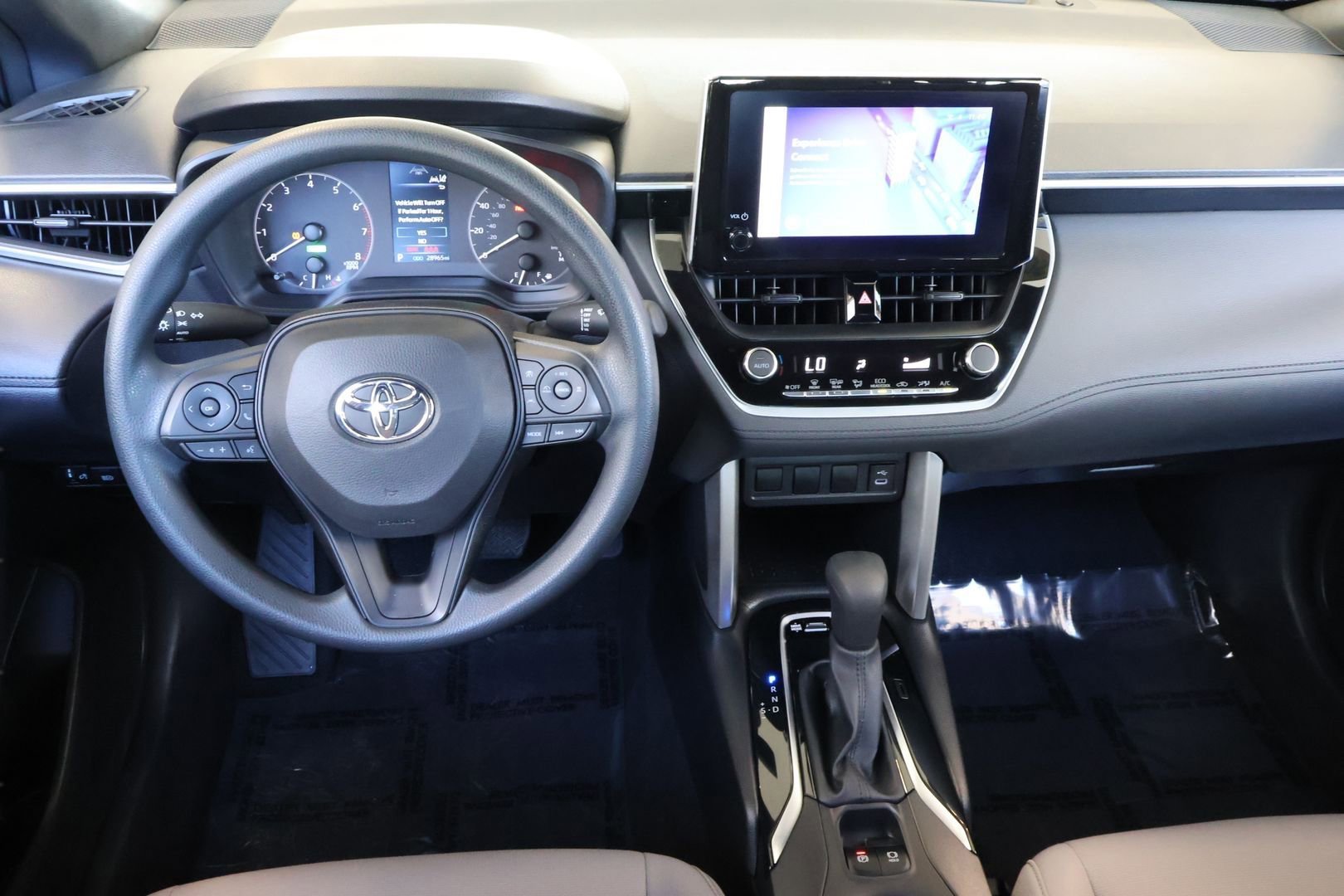 Used 2023 Toyota Corolla Cross S image 15