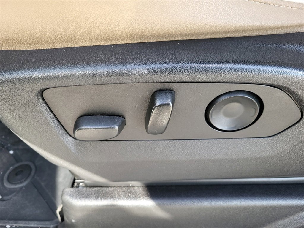 Used 2021 Chevrolet Tahoe Premier image 11