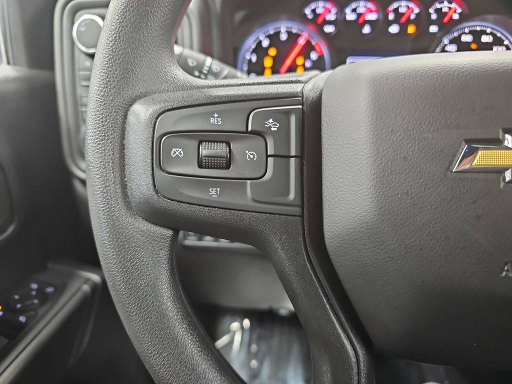 Used 2024 Chevrolet Silverado 2500 Custom w/ Custom Value Package image 16