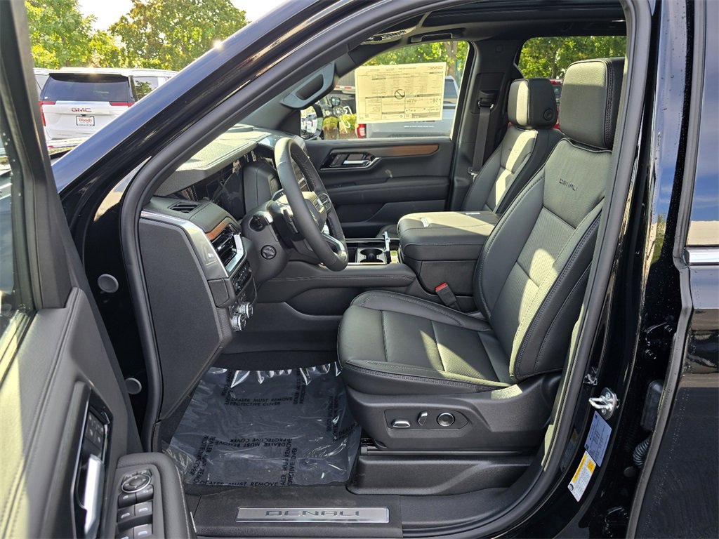 New 2026 GMC Yukon XL Denali image 14
