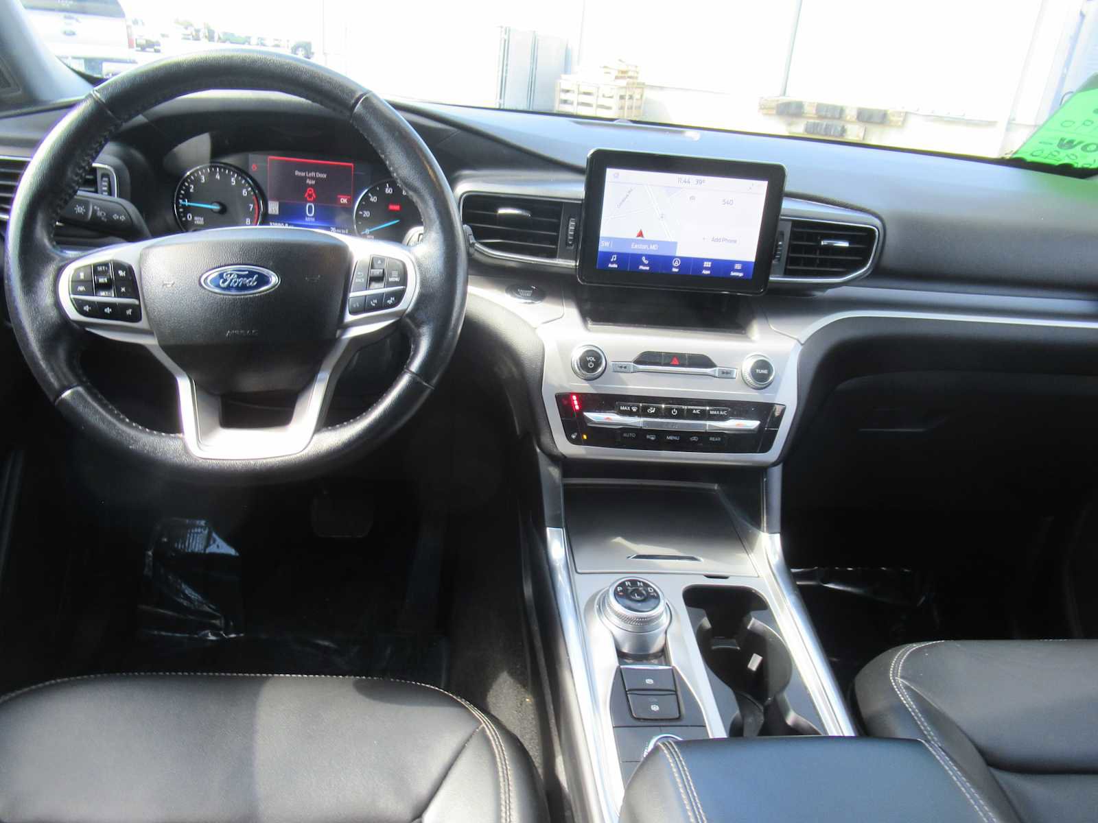 Used 2022 Ford Explorer XLT w/ Equipment Group 202A image 23