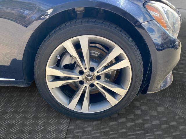 Used 2018 Mercedes-Benz C 300 4MATIC Sedan image 35