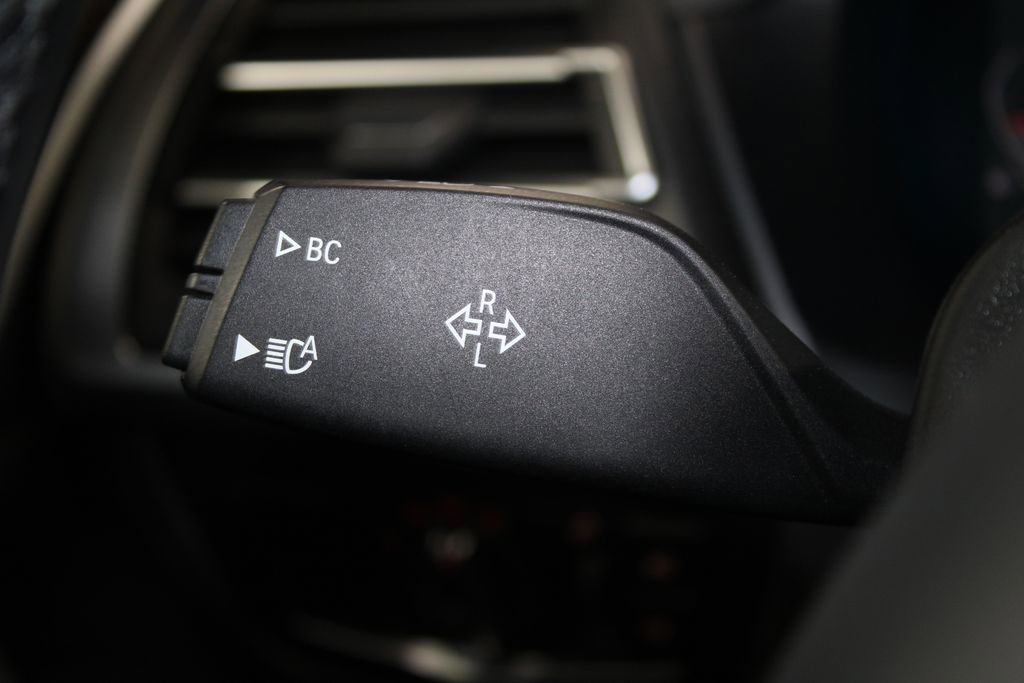 Used 2023 BMW X3 sDrive30i image 39