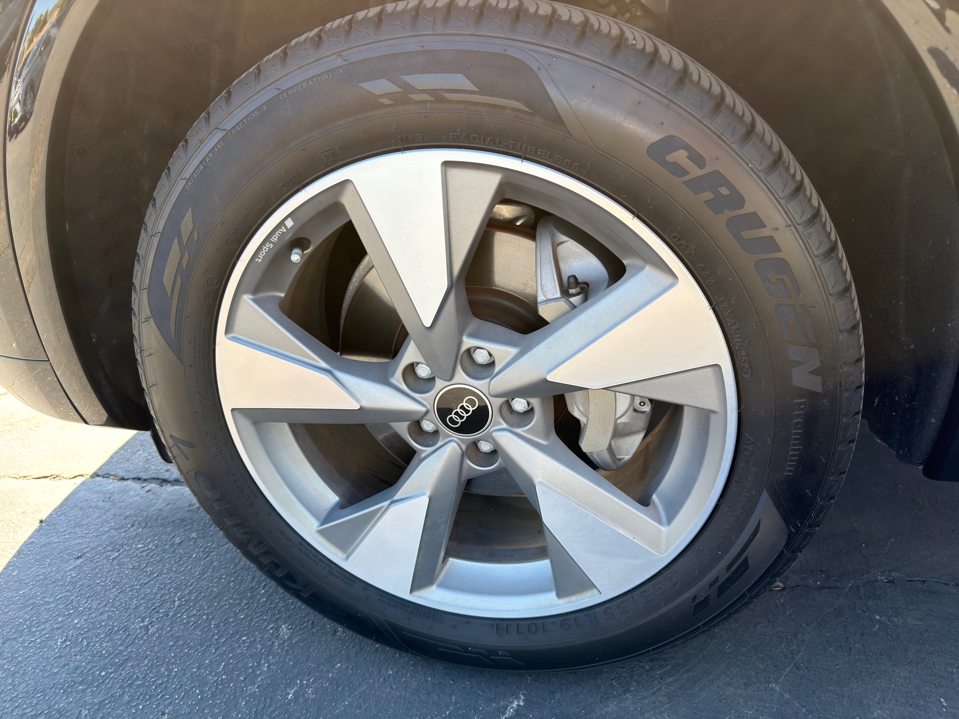 Used 2023 Audi Q5 2.0T Premium image 37