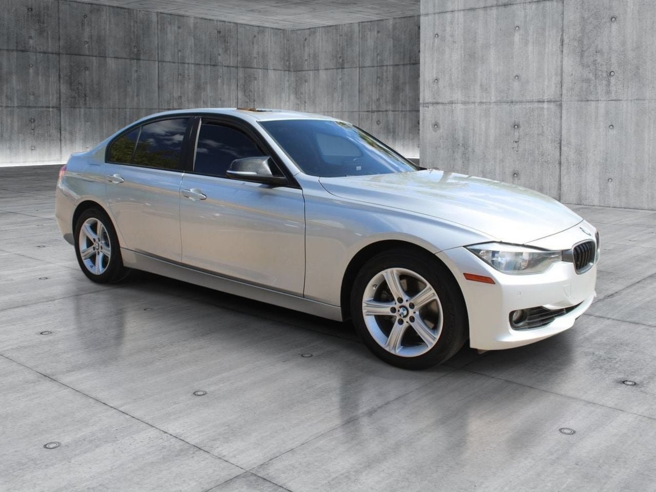 Used 2015 BMW 328i xDrive Sedan AWD/4WD image 8