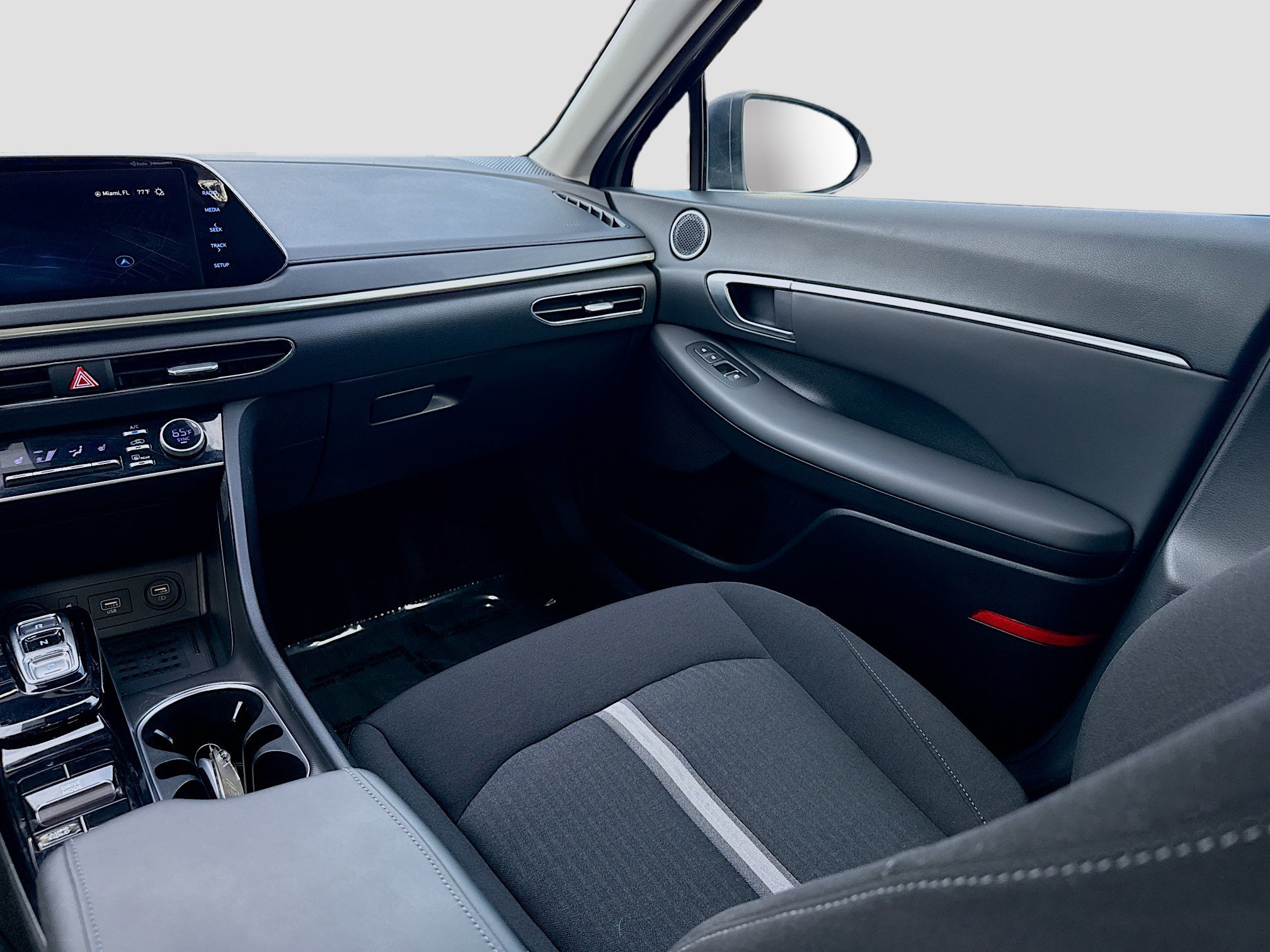 Used 2023 Hyundai Sonata SEL w/ Convenience Package FWD image 19