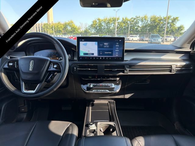 Certified 2024 Lincoln Corsair AWD w/ Equipment Group 101A image 15