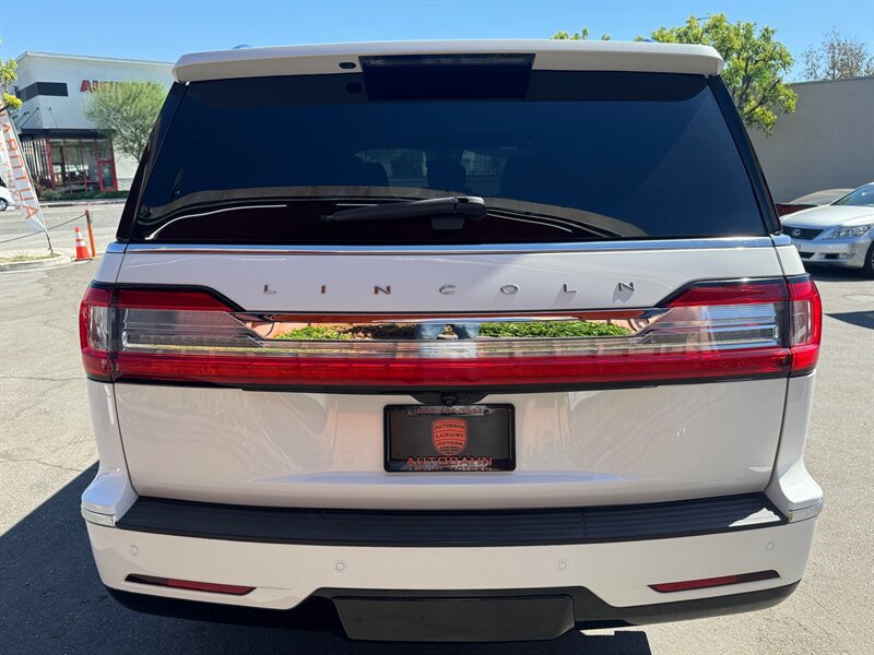 Used 2021 Lincoln Navigator L Reserve AWD/4WD image 14