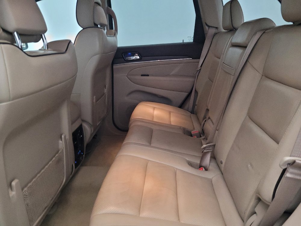 Used 2020 Jeep Grand Cherokee Overland image 18