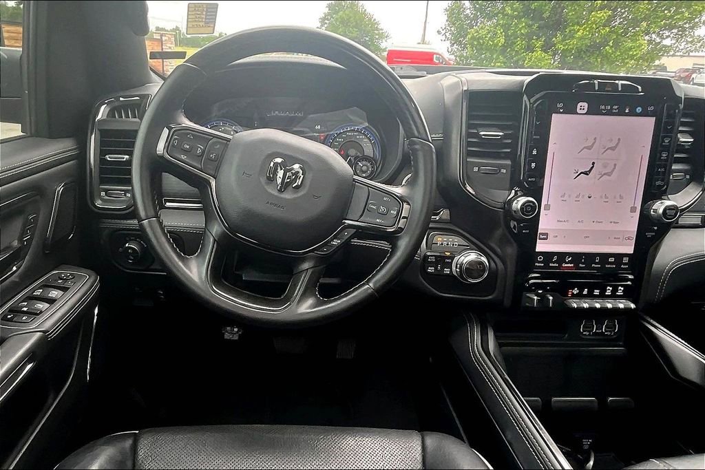 Used 2022 RAM 1500 Limited w/ Night Edition AWD/4WD image 3