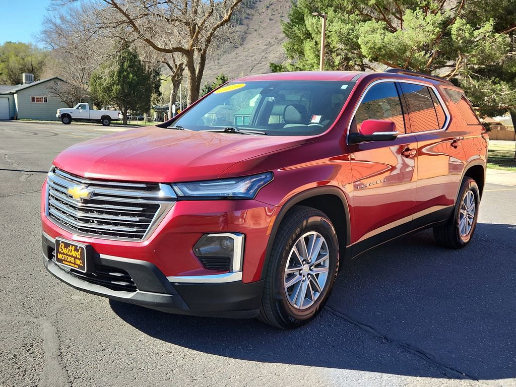 Used 2023 Chevrolet Traverse LT image 4