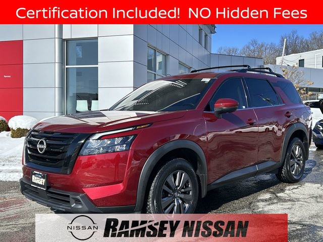 Certified 2024 Nissan Pathfinder SV w/ Black Appearance Package AWD/4WD image 1