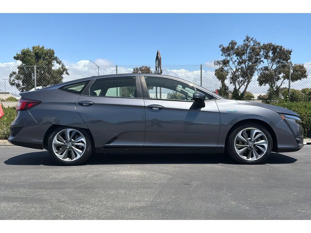 Used 2020 Honda Clarity Touring image 3