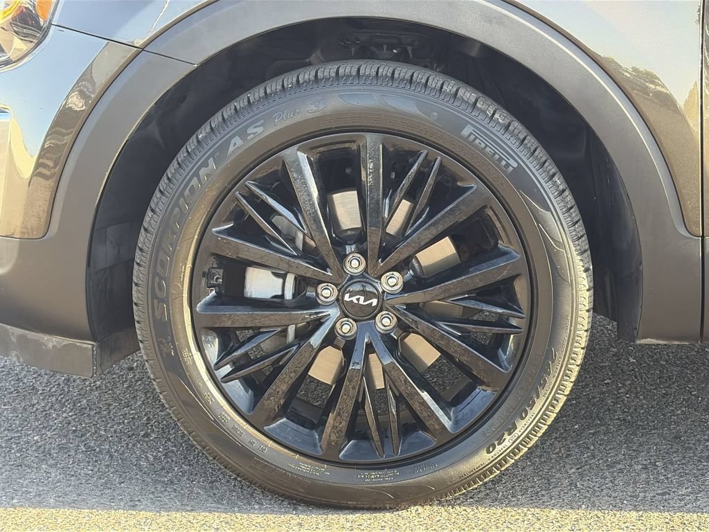 Used 2022 Kia Telluride SX FWD image 11