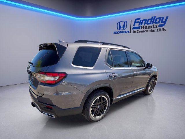 New 2026 Honda Pilot Touring image 4