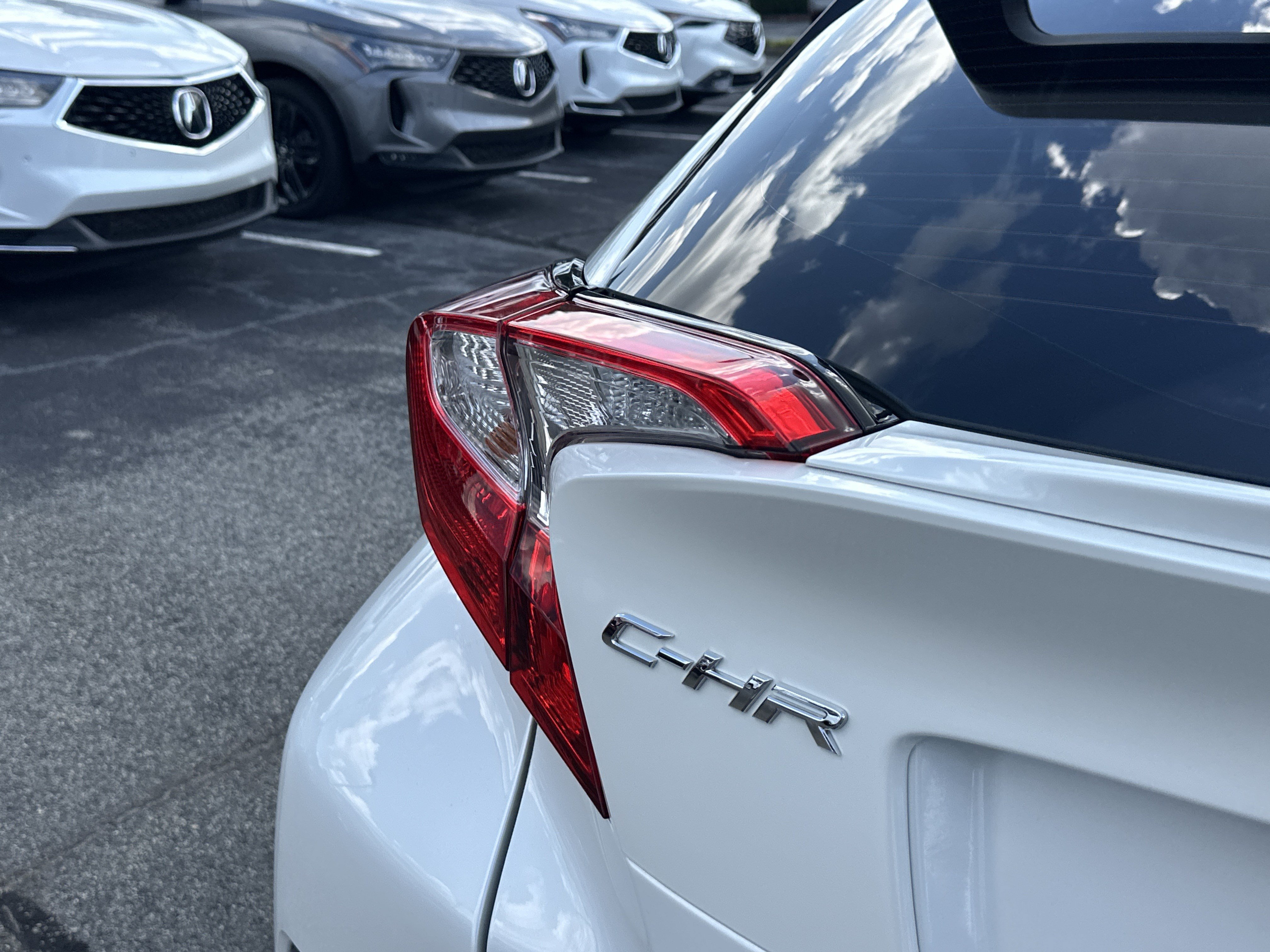 Used 2021 Toyota C-HR XLE FWD image 20