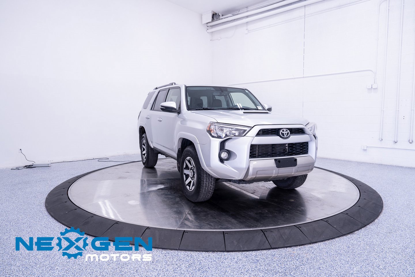 Used 2019 Toyota 4Runner TRD Off-Road Premium image 3