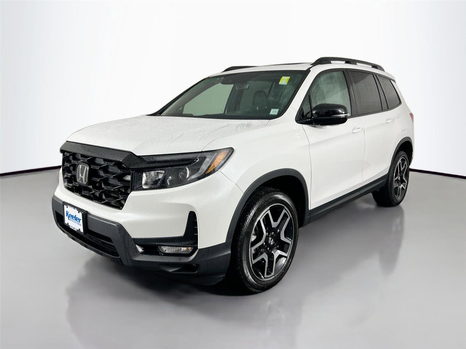 Used 2023 Honda Passport Elite image 2