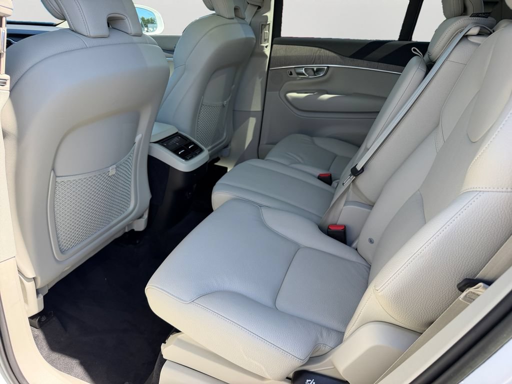 Certified 2023 Volvo XC90 B6 Core w/ Climate Package AWD/4WD image 12