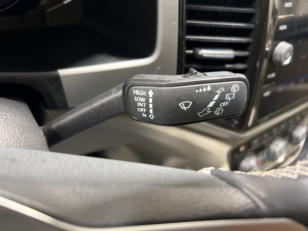 Used 2022 Volkswagen Atlas SE image 48