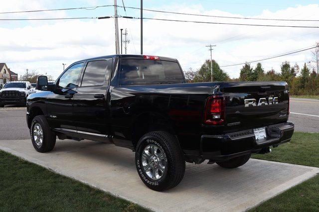 Used 2025 RAM 2500 Big Horn AWD/4WD image 34