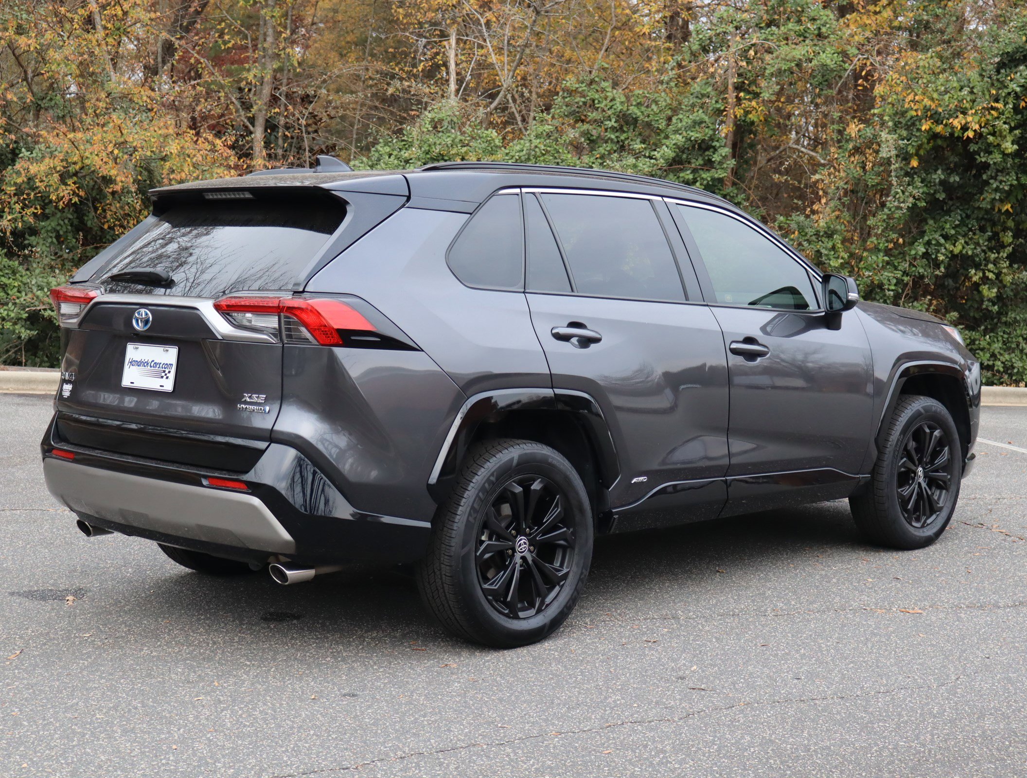 Used 2023 Toyota RAV4 XSE image 9