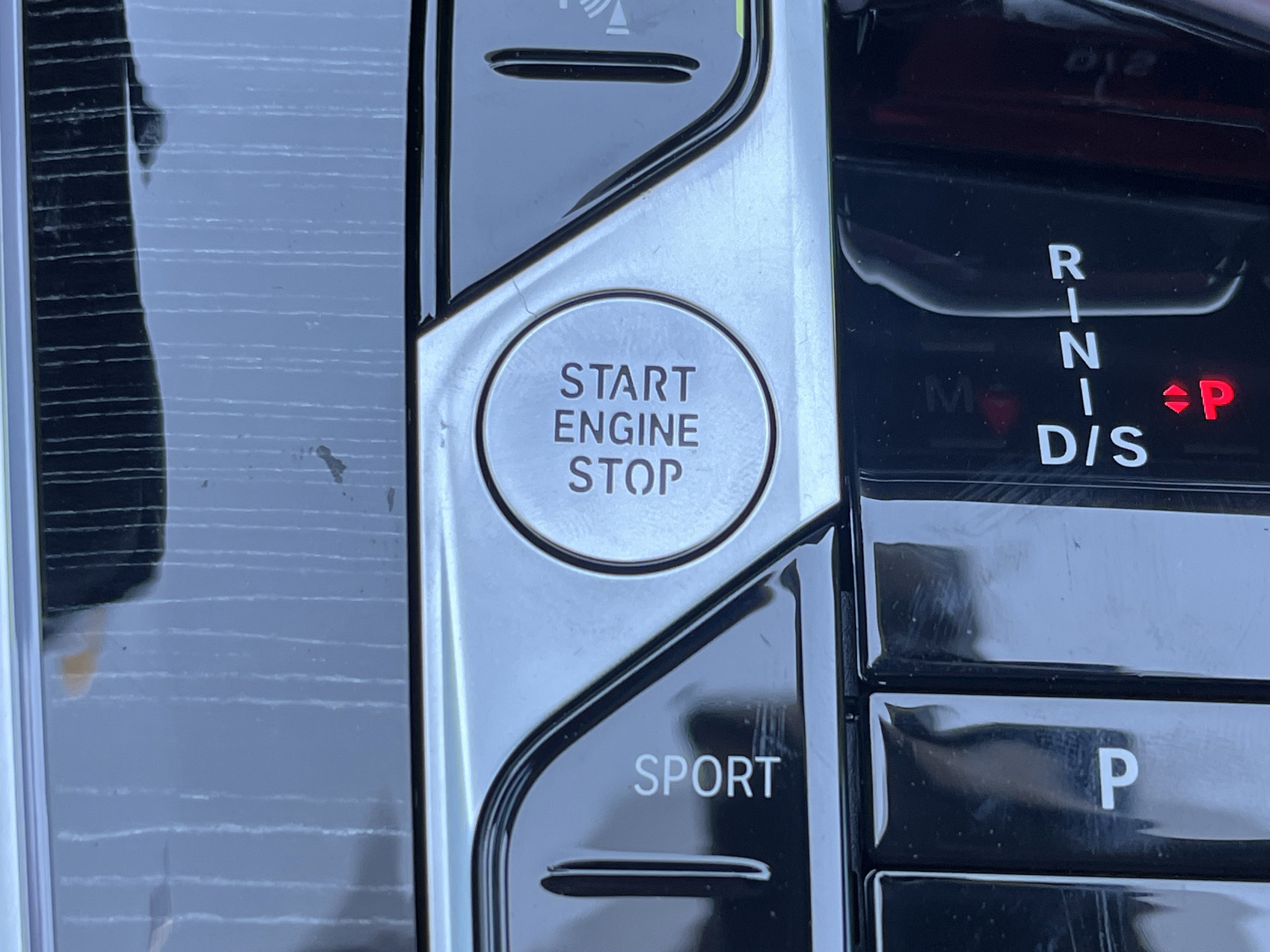 New 2026 BMW X5 xDrive40i w/ M Sport Package AWD/4WD image 11