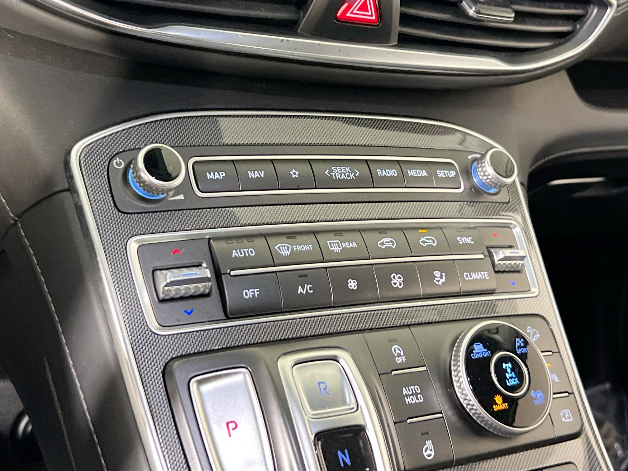 Used 2022 Hyundai Santa Fe Limited w/ Cargo Package image 16