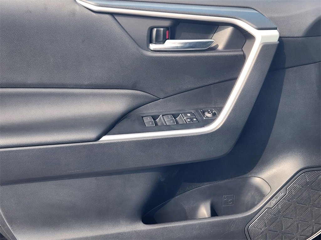 Used 2024 Toyota RAV4 XLE image 22