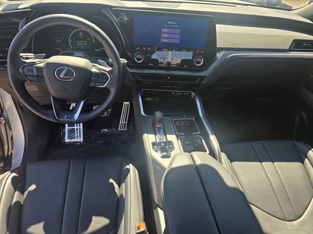 Certified 2025 Lexus TX 500h AWD w/ Technology Package image 20