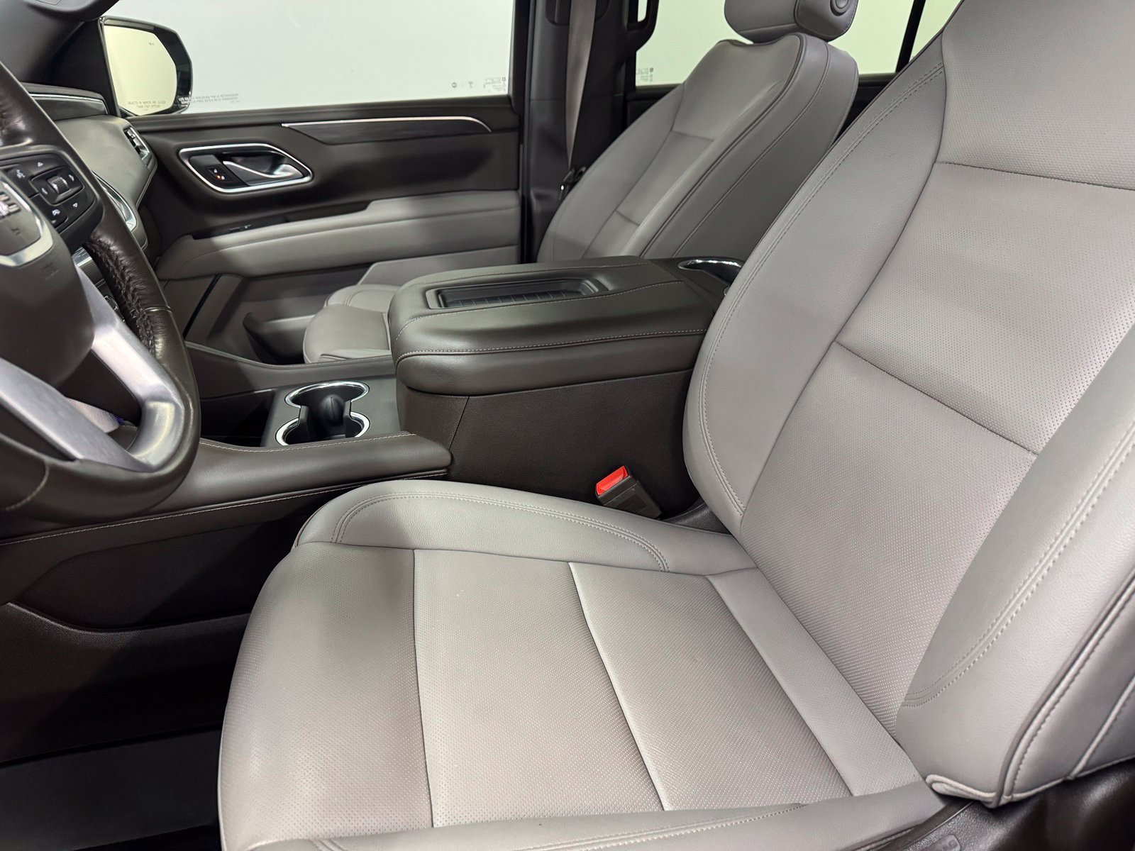 Used 2022 GMC Yukon XL SLT w/ SLT Luxury Package AWD/4WD image 10