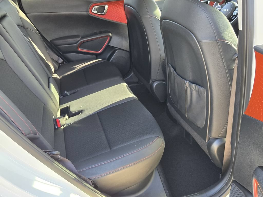 Used 2023 Kia Soul GT-Line w/ GT-Line Technology Package FWD image 15
