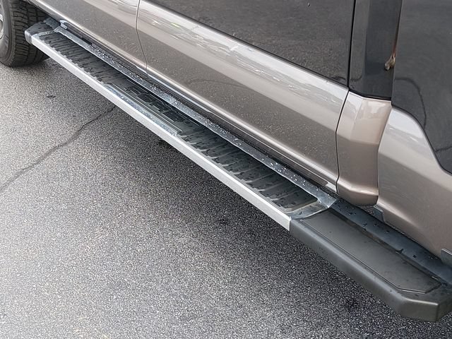 Used 2022 Ford F150 Lariat w/ Max Trailer Tow Package AWD/4WD image 18